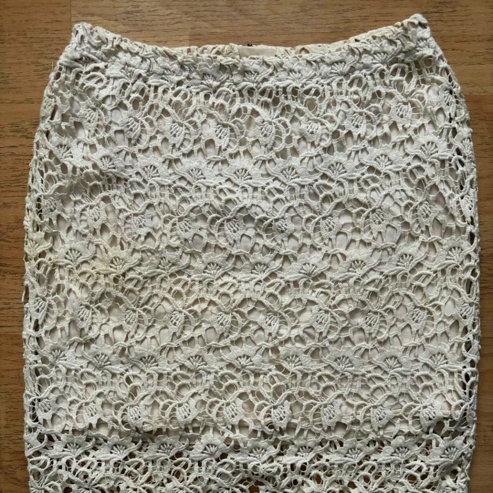 Kenar Cream French Lace Skirt